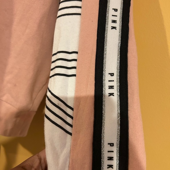 PINK Pink/Salmon Sweater: Size Medium - Picture 3 of 3